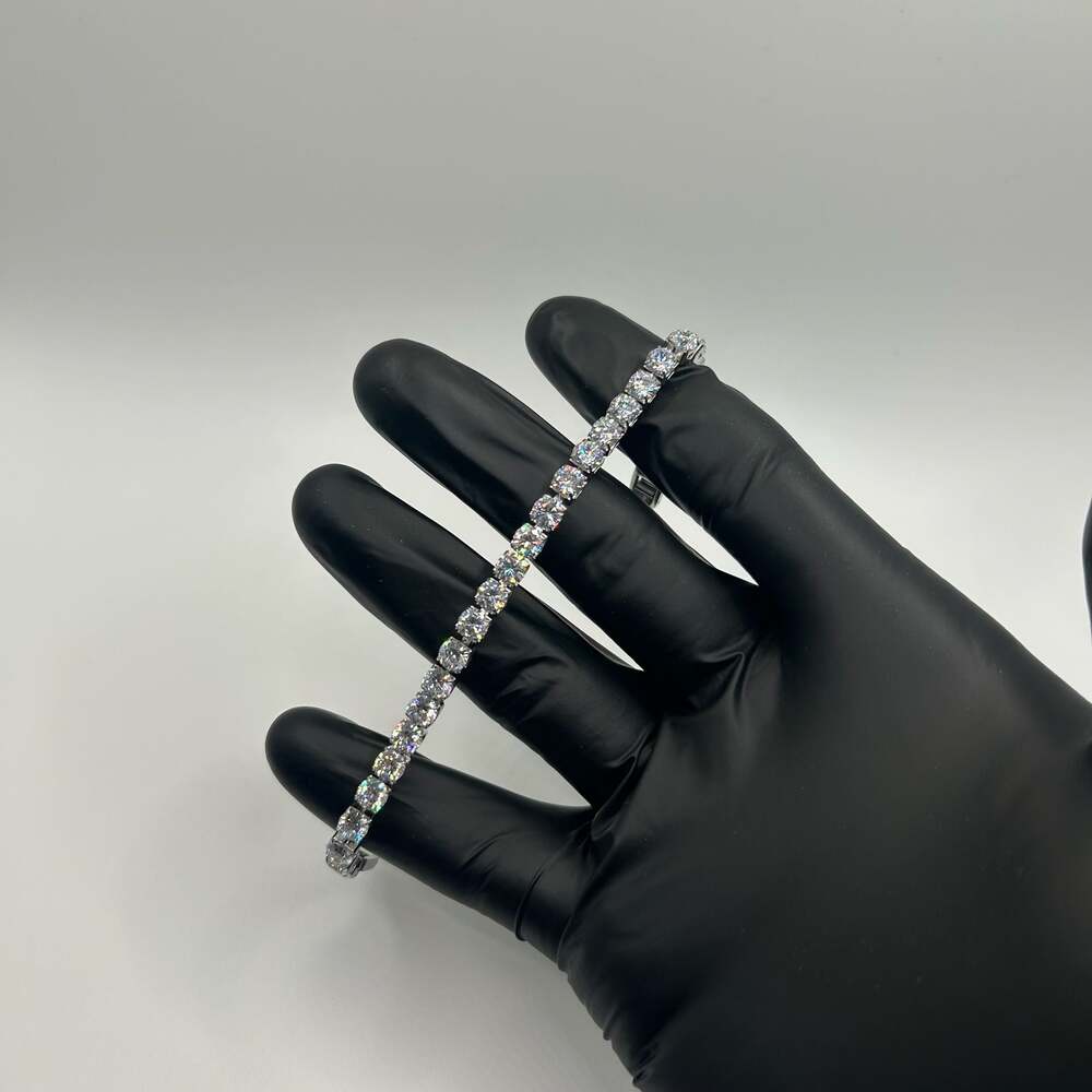 Moissanite Tennis Bracelet VVS1  Silver 5mm 6.5 Inch Brand New